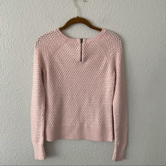 AE Pink Sweater Lightweight Zipper Back Detail Size small Cotton Blend - Picture 3 of 5